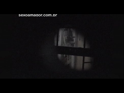 ❤️ Blondiin saab salaja videolevi naabruskonna voyeuri poolt peidetud õõnsate telliskivide taha peidetud ❌ Kvaliteetne porno at et.tvmarket.top ️❤